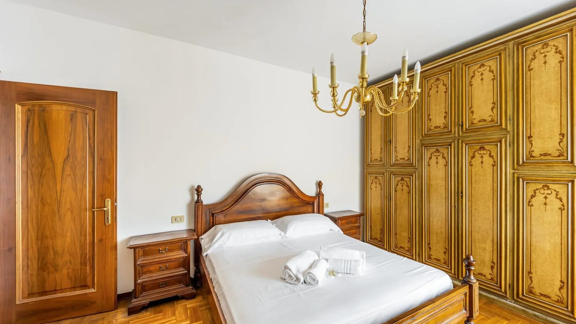Cozy Apartment Near Venice With Balcony! 坎帕尔托